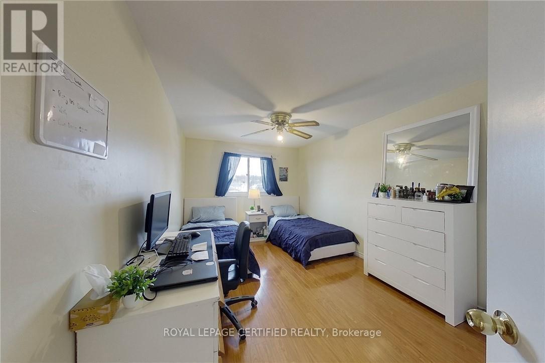 233 Benesfort Crescent, Waterloo, Ontario  N2N 3B5 - Photo 29 - X12815246