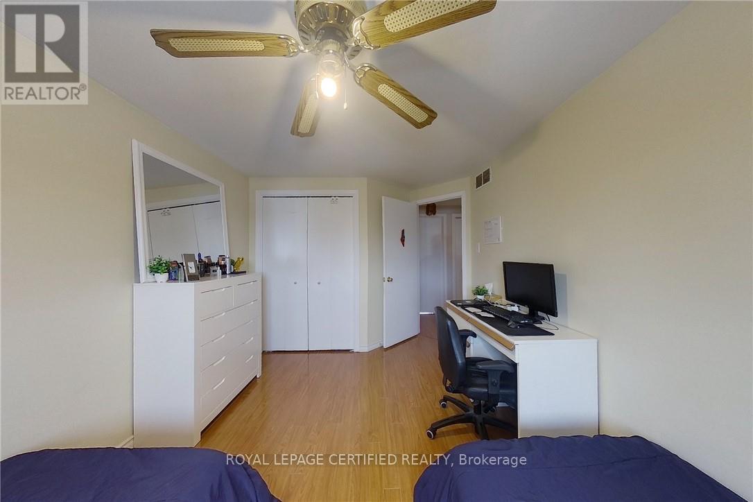 233 Benesfort Crescent, Waterloo, Ontario  N2N 3B5 - Photo 32 - X12815246