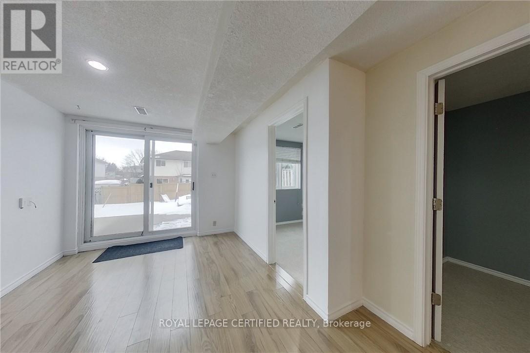 233 Benesfort Crescent, Waterloo, Ontario  N2N 3B5 - Photo 35 - X12815246