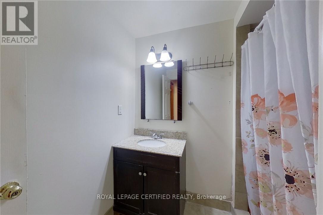 233 Benesfort Crescent, Waterloo, Ontario  N2N 3B5 - Photo 45 - X12815246