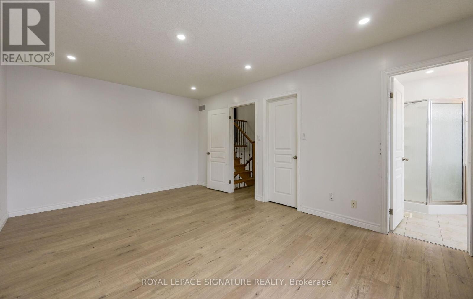 Upper Level B - 96 Highgate Drive, Hamilton, Ontario  L8J 0C2 - Photo 27 - X12815274