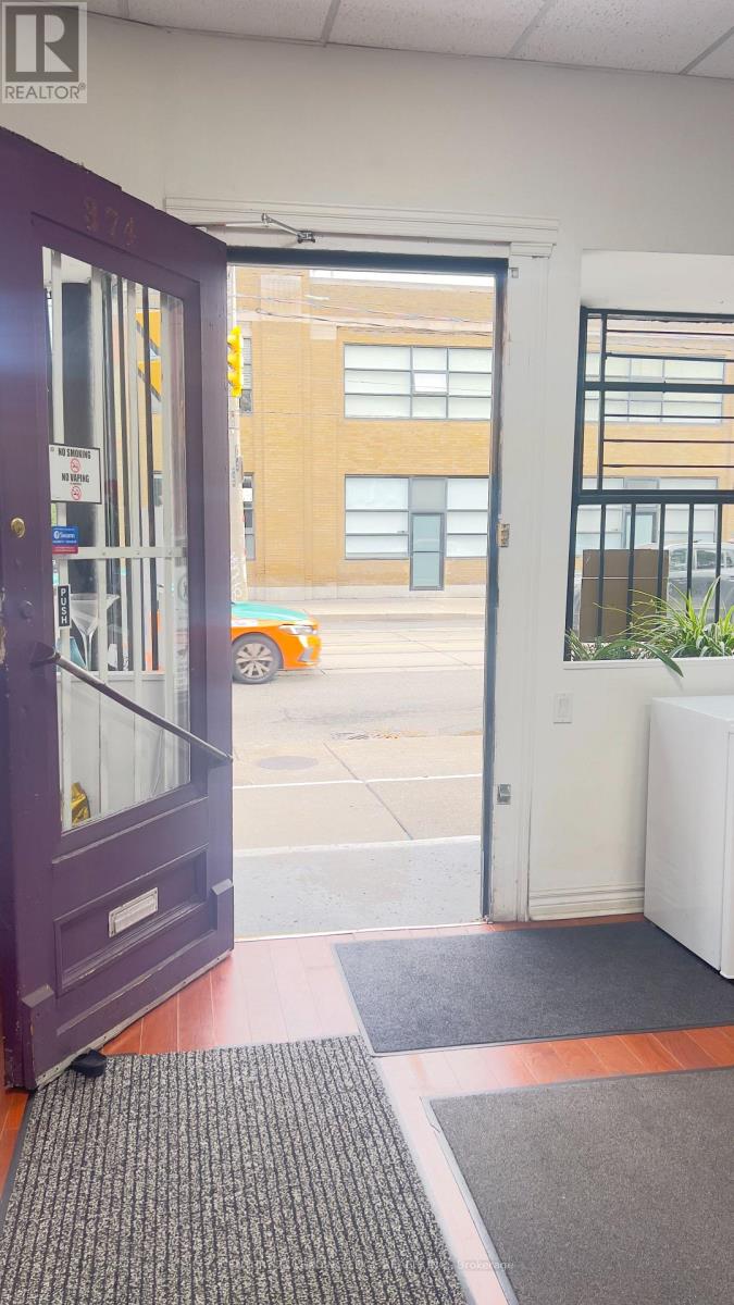 374 Dundas Street E, Toronto, Ontario  M5A 2A3 - Photo 2 - C12441479