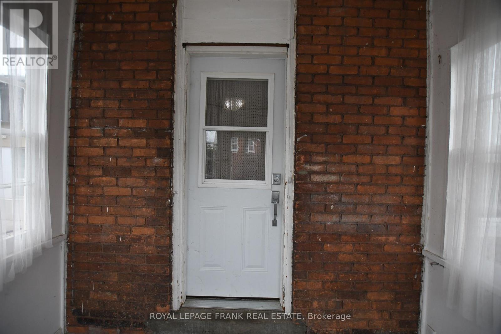 340 Regina Street, North Bay, Ontario  P1B 2J8 - Photo 10 - X12437449