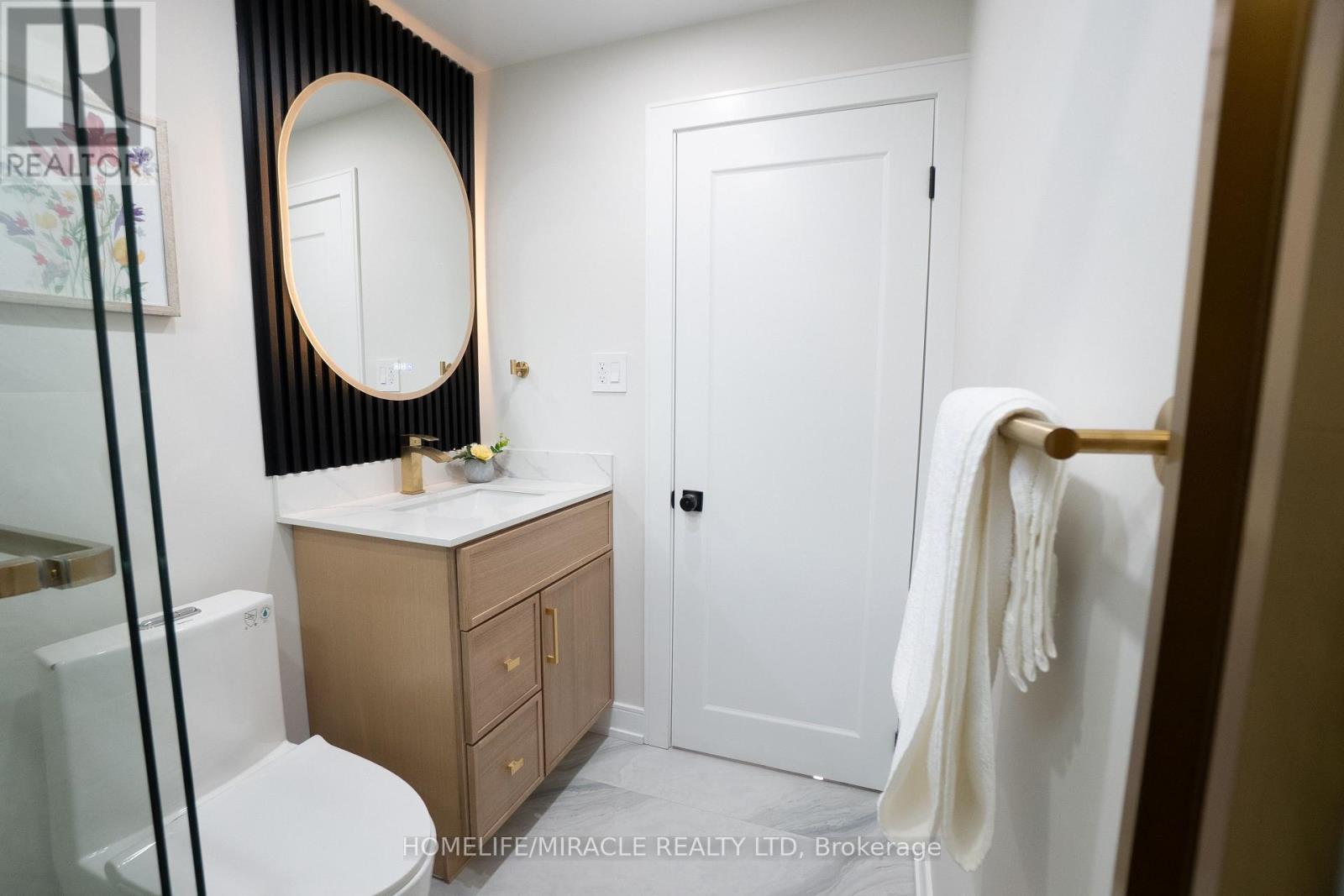 12 Thyra Avenue, Toronto, Ontario  M4C 5G5 - Photo 28 - E12810156