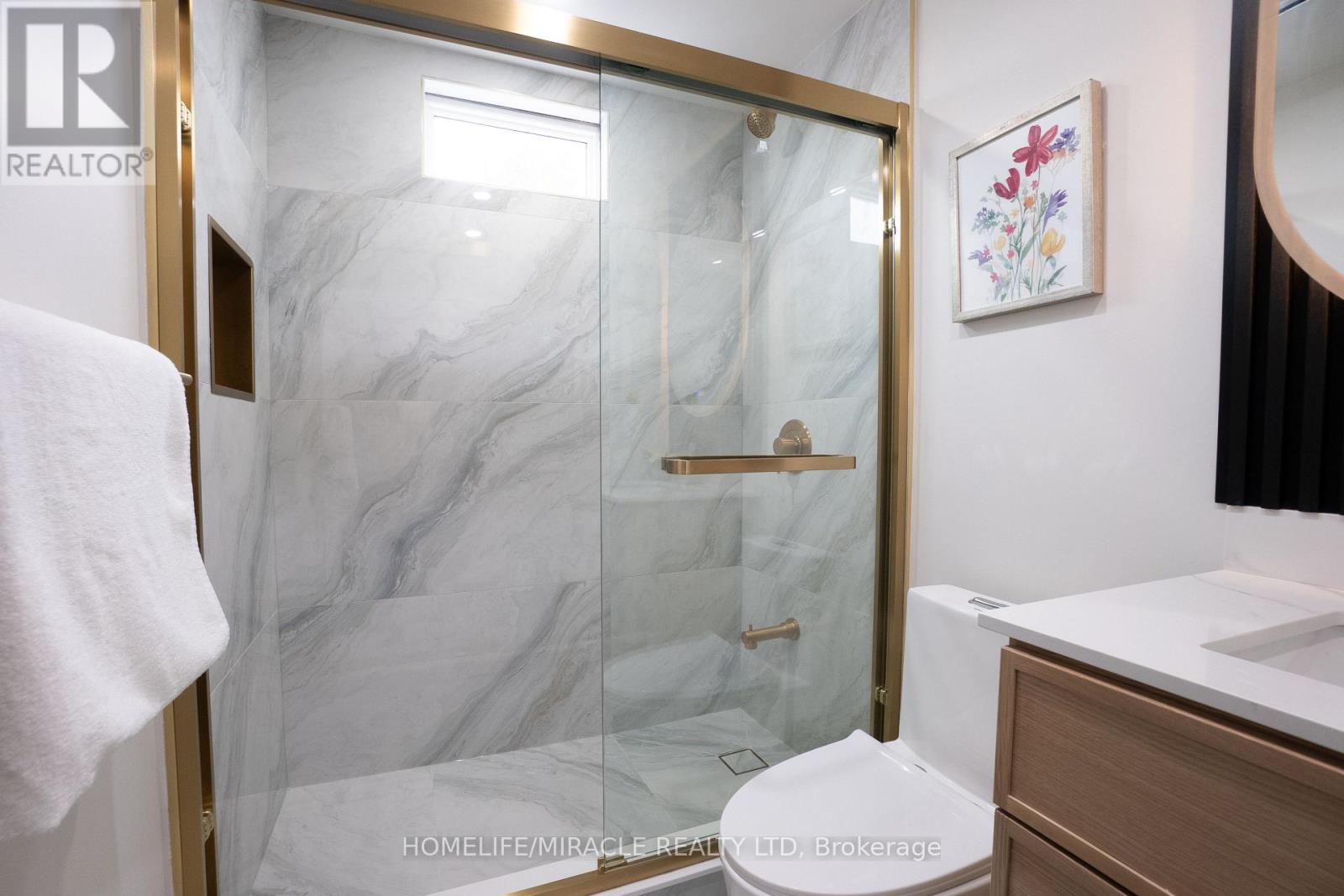 12 Thyra Avenue, Toronto, Ontario  M4C 5G5 - Photo 27 - E12810156