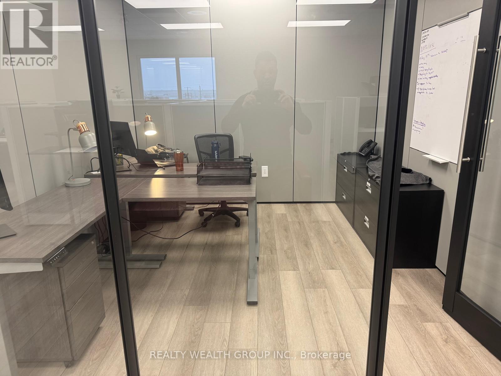 Furnished Office - 1135 Stellar Drive, Newmarket, Ontario  L3Y 7B8 - Photo 1 - N12793774