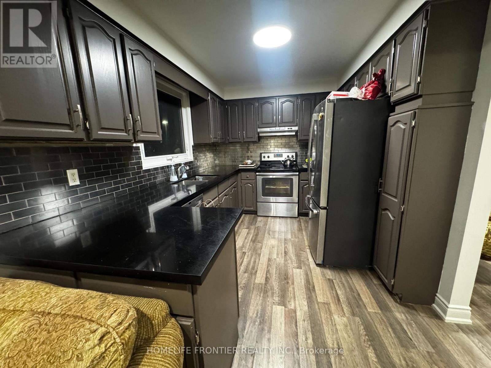 39 Camrose Drive, Georgina, Ontario  L4P 3L6 - Photo 17 - N12790722