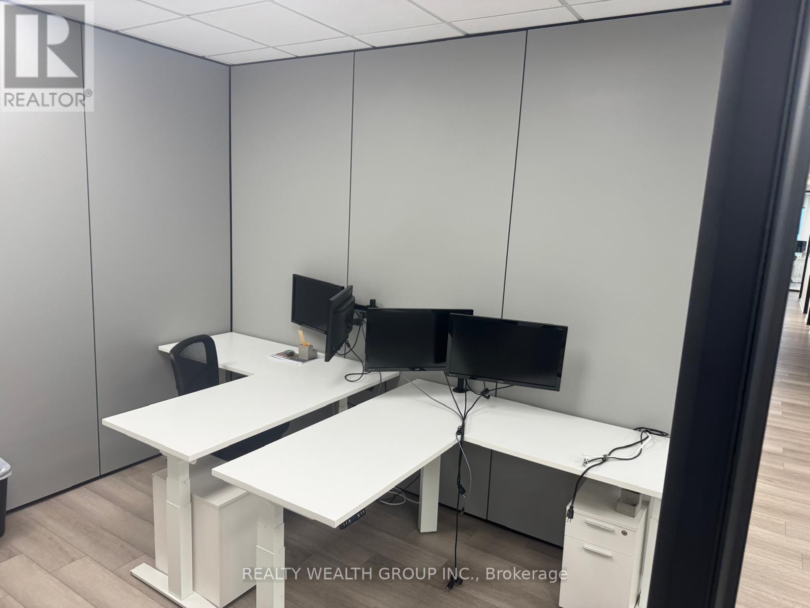 Furnished Office - 1135 Stellar Drive, Newmarket, Ontario  L3Y 7B8 - Photo 5 - N12793774