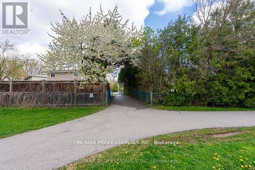 868 Governors Court, Milton, Ontario  L9T 3W6 - Photo 37 - W12814736