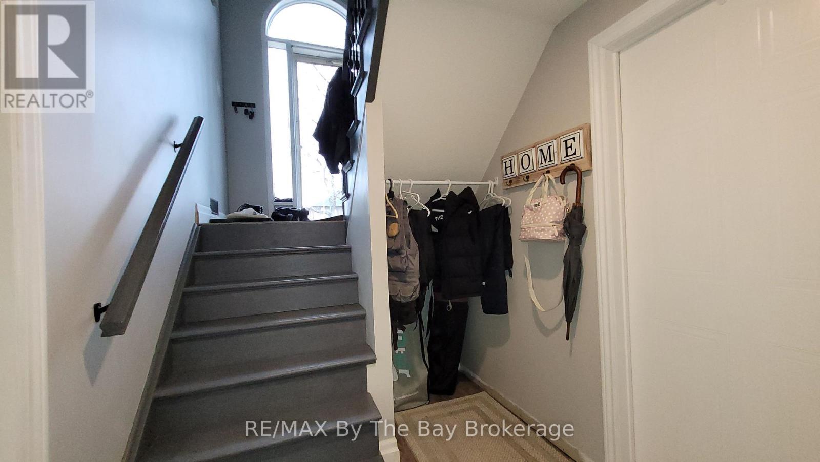 2 - 7 Harbour Crescent, Wasaga Beach, Ontario  L9Z 1G4 - Photo 14 - S12815428