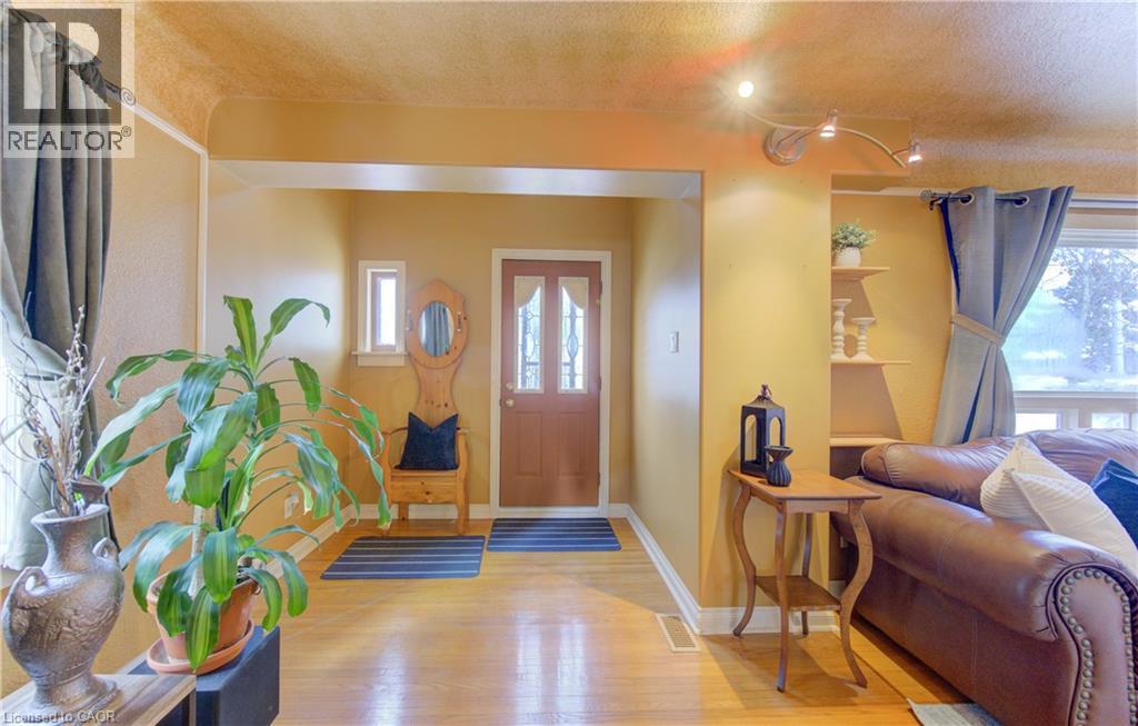 83 Arnold Street, Kitchener, Ontario  N2H 6C9 - Photo 4 - 40806857