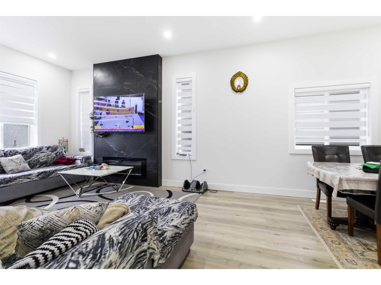 31705 Upland Crescent, Abbotsford, British Columbia  V2T 2G4 - Photo 5 - R3091475