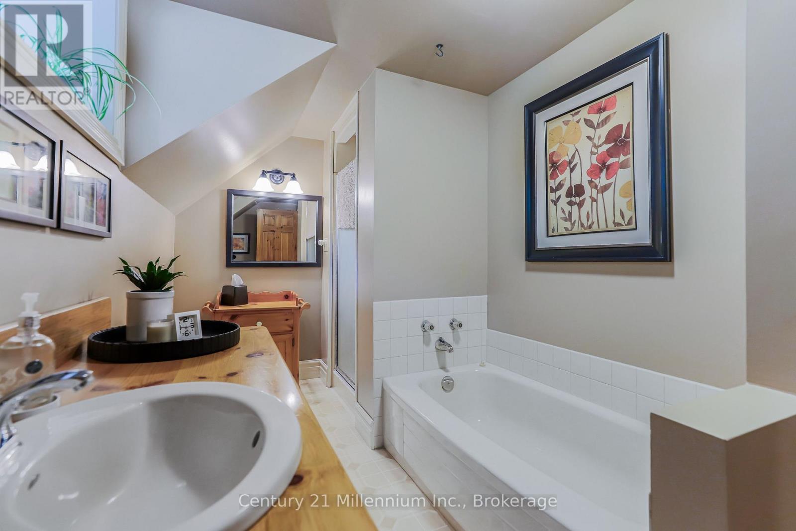 2268 8th Avenue W, Georgian Bluffs, Ontario  N4K 5M8 - Photo 42 - X12815368