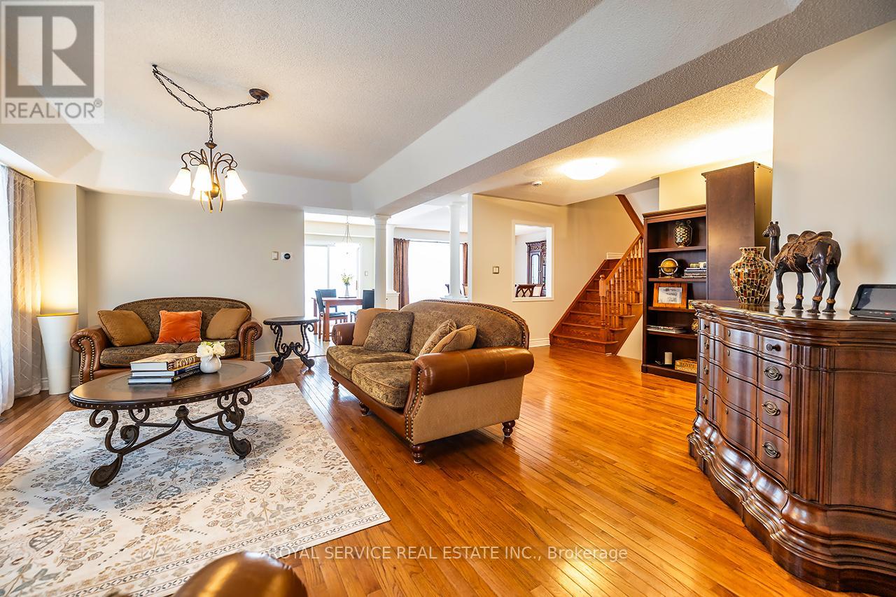 66 Stillwell Lane, Clarington, Ontario  L1B 1R4 - Photo 7 - E12815378