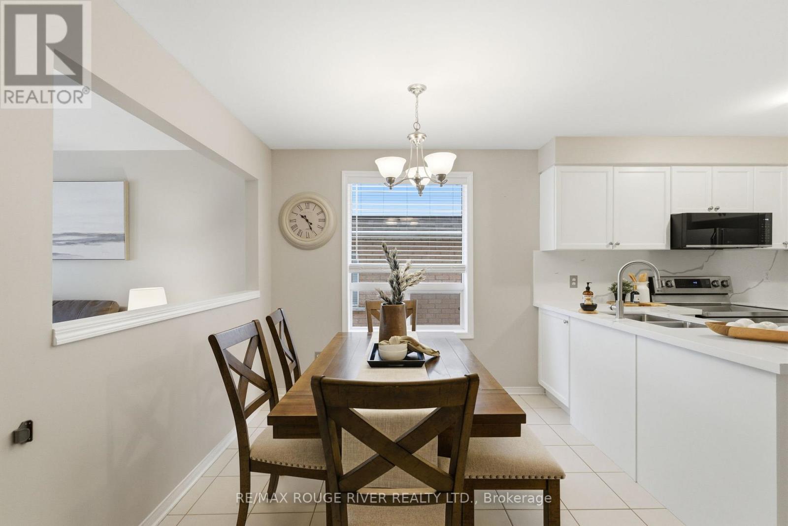 1016 Mcquay Boulevard, Whitby, Ontario  L1P 1R7 - Photo 13 - E12815430