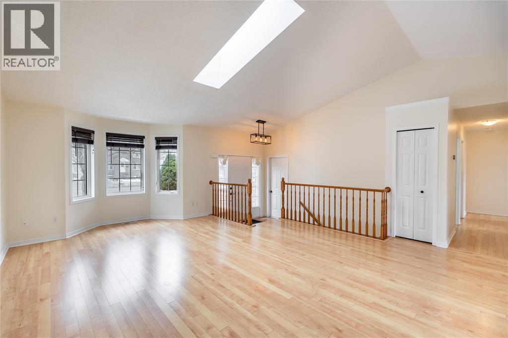 1156 Murphy Road, Sarnia, Ontario  N7S 2Y2 - Photo 7 - 26003667