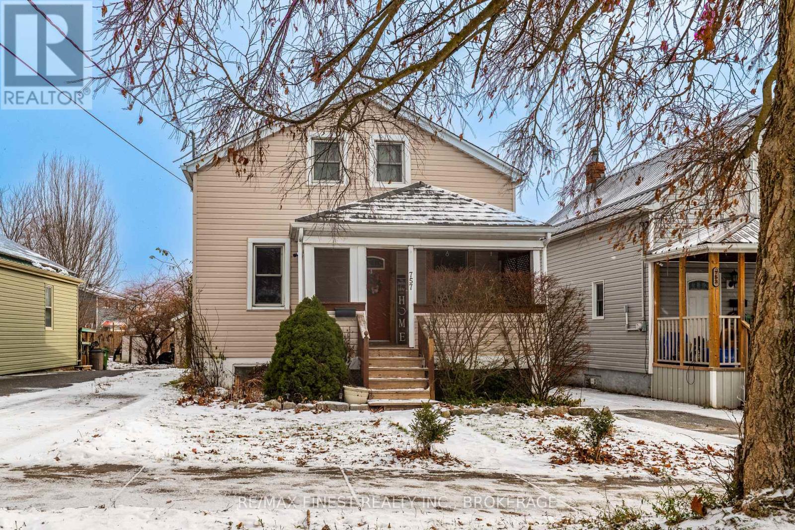 757 Victoria Street, Kingston (East Of Sir John A. Blvd), Ontario  K7K 4S9 - Photo 4 - X12815432