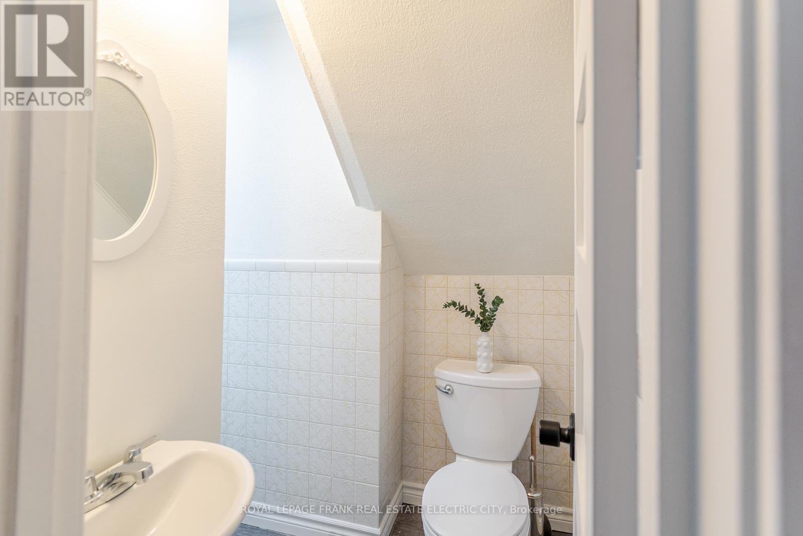 497 Gilmour Street, Peterborough, Ontario  K9H 2J8 - Photo 17 - X12815494