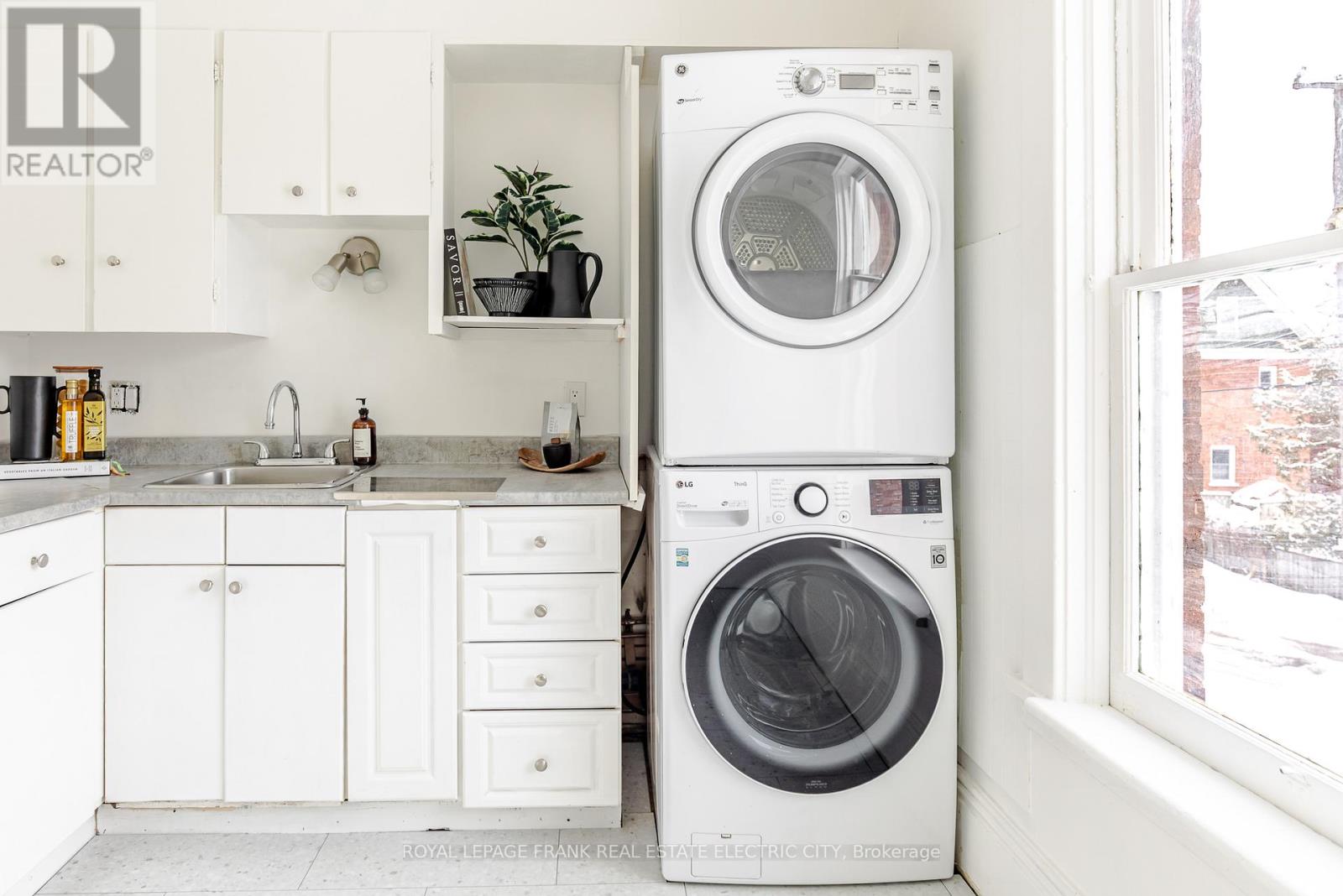 497 Gilmour Street, Peterborough, Ontario  K9H 2J8 - Photo 30 - X12815494