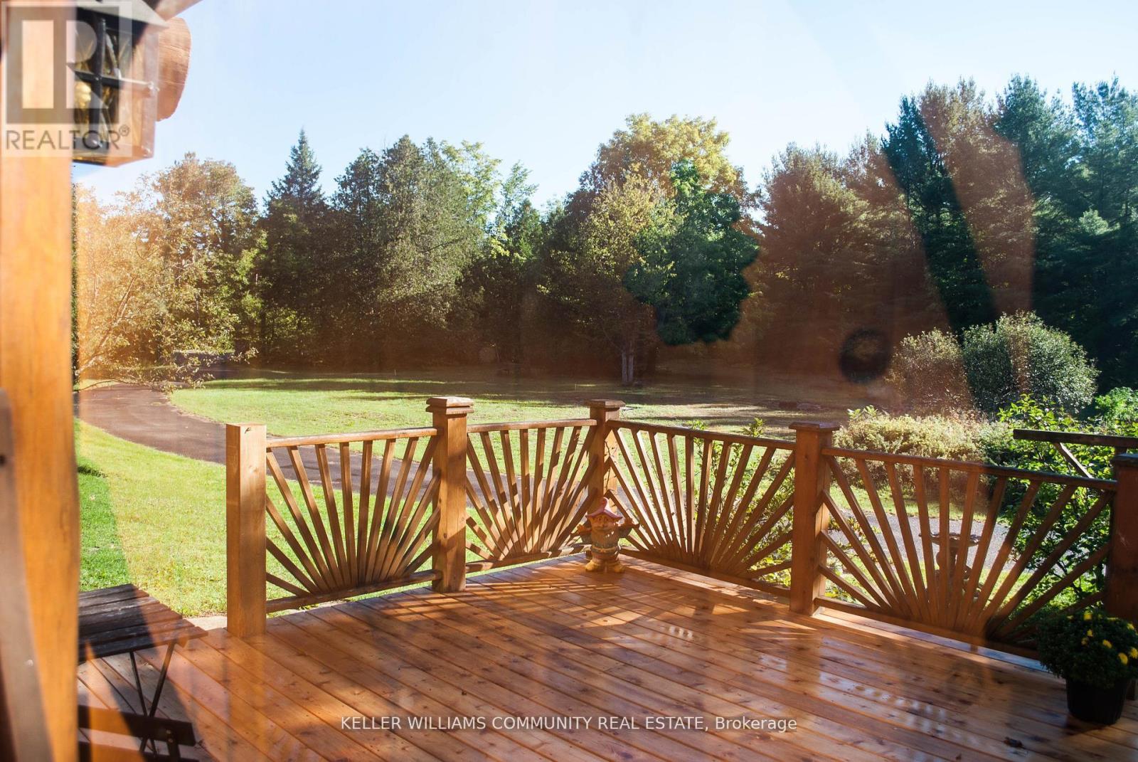 197 Hillside Drive, Kawartha Lakes, Ontario  K0M 1C0 - Photo 4 - X12815536