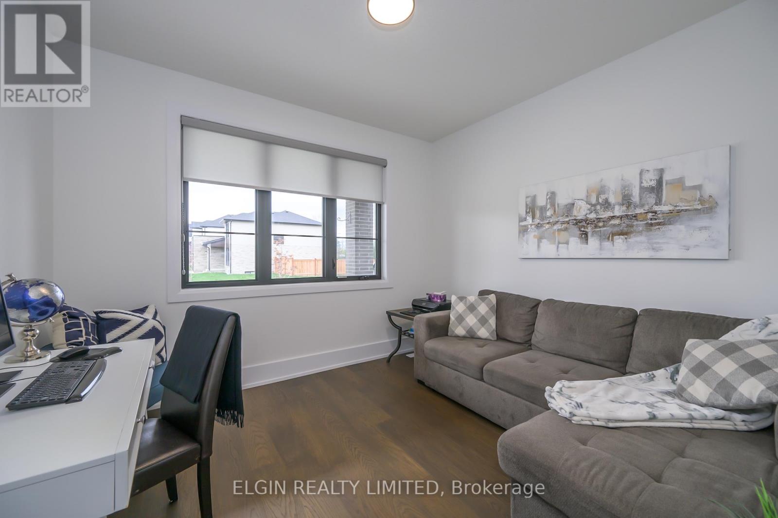 107 Optimist Drive, Southwold, Ontario  N5P 0G2 - Photo 13 - X12815444