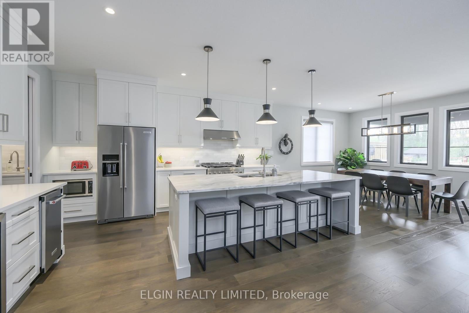 107 Optimist Drive, Southwold, Ontario  N5P 0G2 - Photo 15 - X12815444