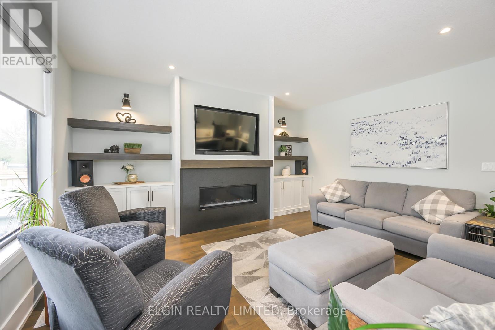 107 Optimist Drive, Southwold, Ontario  N5P 0G2 - Photo 19 - X12815444