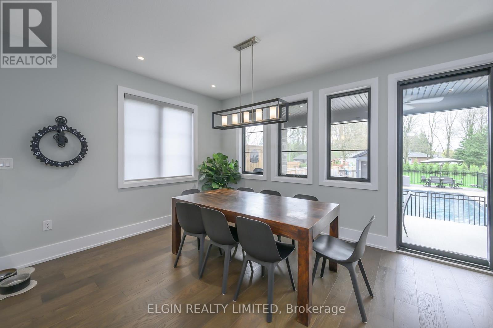 107 Optimist Drive, Southwold, Ontario  N5P 0G2 - Photo 21 - X12815444