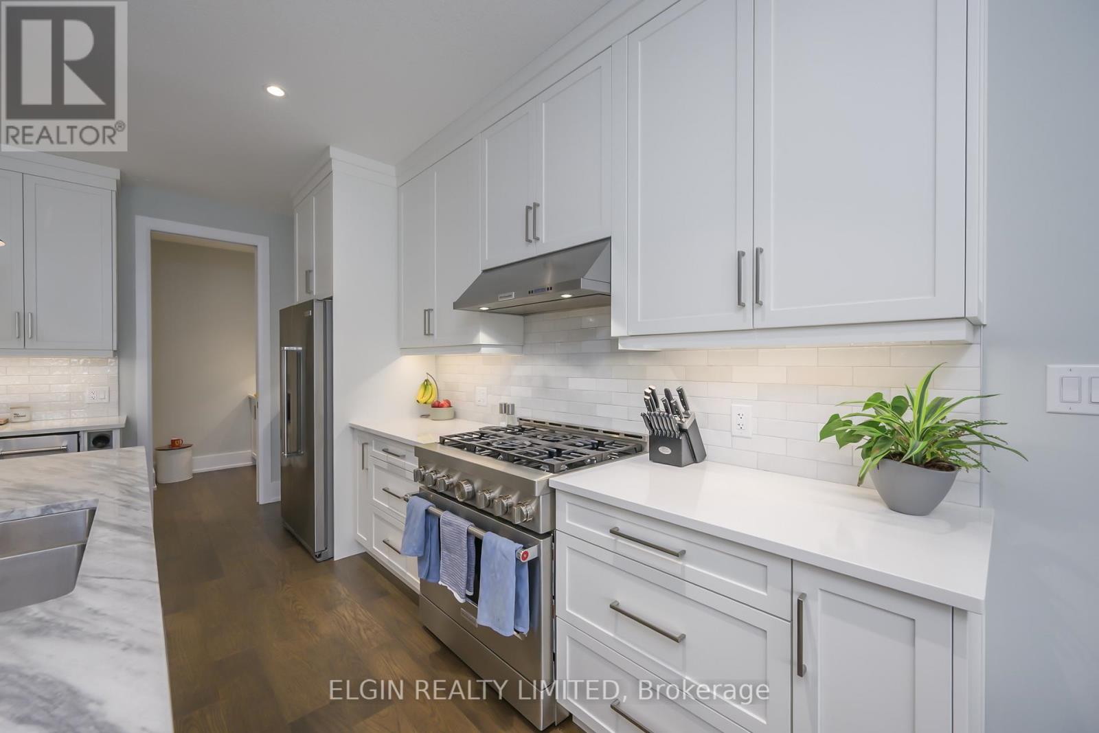 107 Optimist Drive, Southwold, Ontario  N5P 0G2 - Photo 22 - X12815444