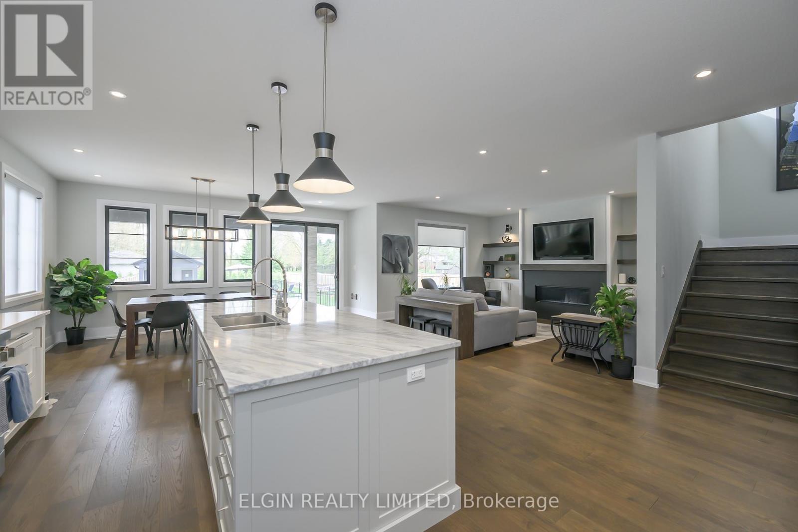 107 Optimist Drive, Southwold, Ontario  N5P 0G2 - Photo 25 - X12815444