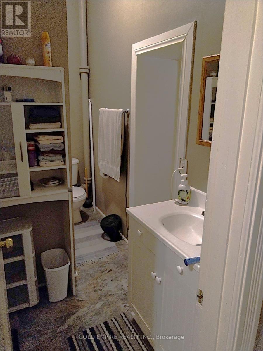 42 Wellington Street N, Woodstock, Ontario  N4S 6P3 - Photo 27 - X12815554