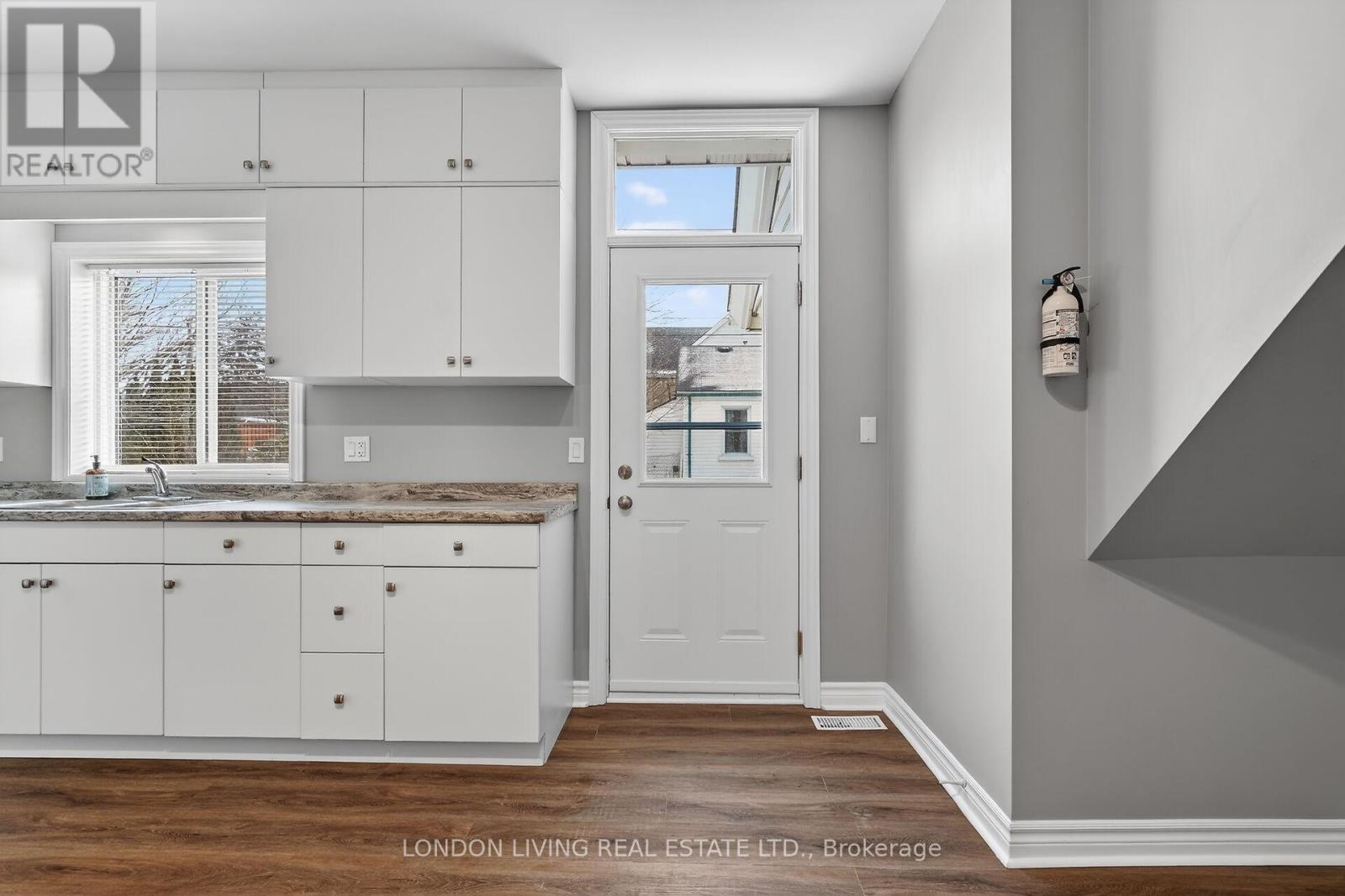 572 Pall Mall Street, London East, Ontario  N5Y 2P3 - Photo 9 - X12815608