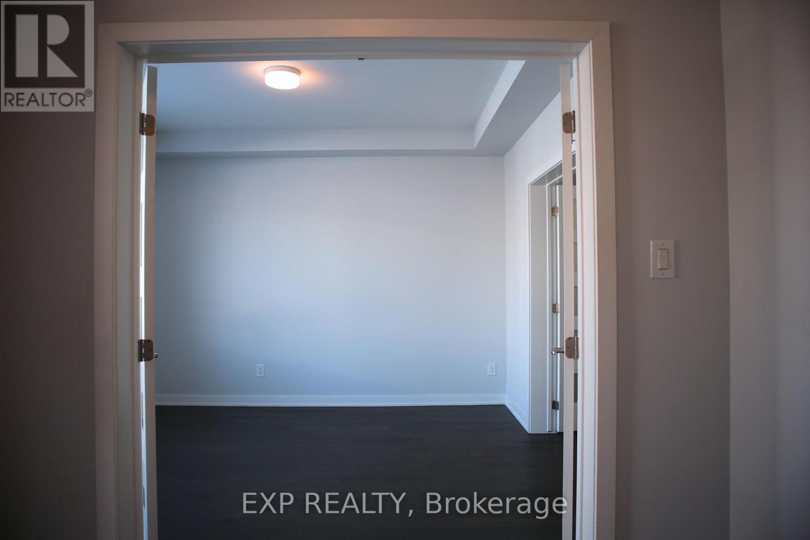 705 Fenwick Way, Ottawa, Ontario  K2J 7E2 - Photo 6 - X12815382