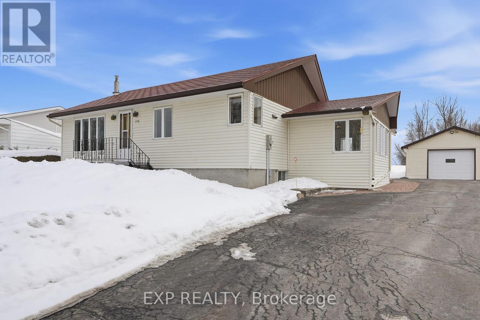 1776 Labonte Street, Clarence-Rockland, Ontario  K0A 1N0 - Photo 1 - X12815452