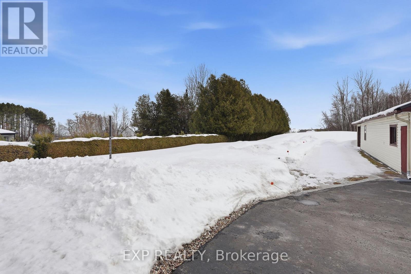 1776 Labonte Street, Clarence-Rockland, Ontario  K0A 1N0 - Photo 32 - X12815452