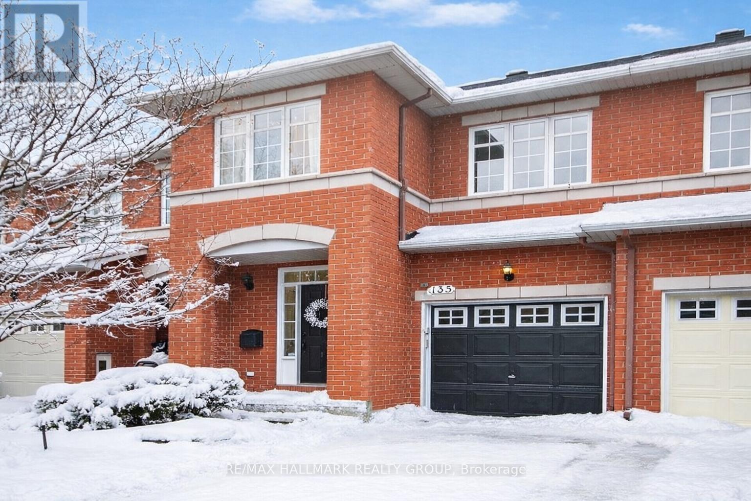 135 GATESPARK PRIVATE, Ottawa, Ontario