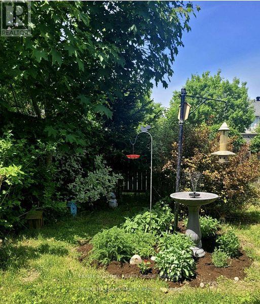 135 Gatespark Private, Ottawa, Ontario  K2T 1L1 - Photo 44 - X12815468