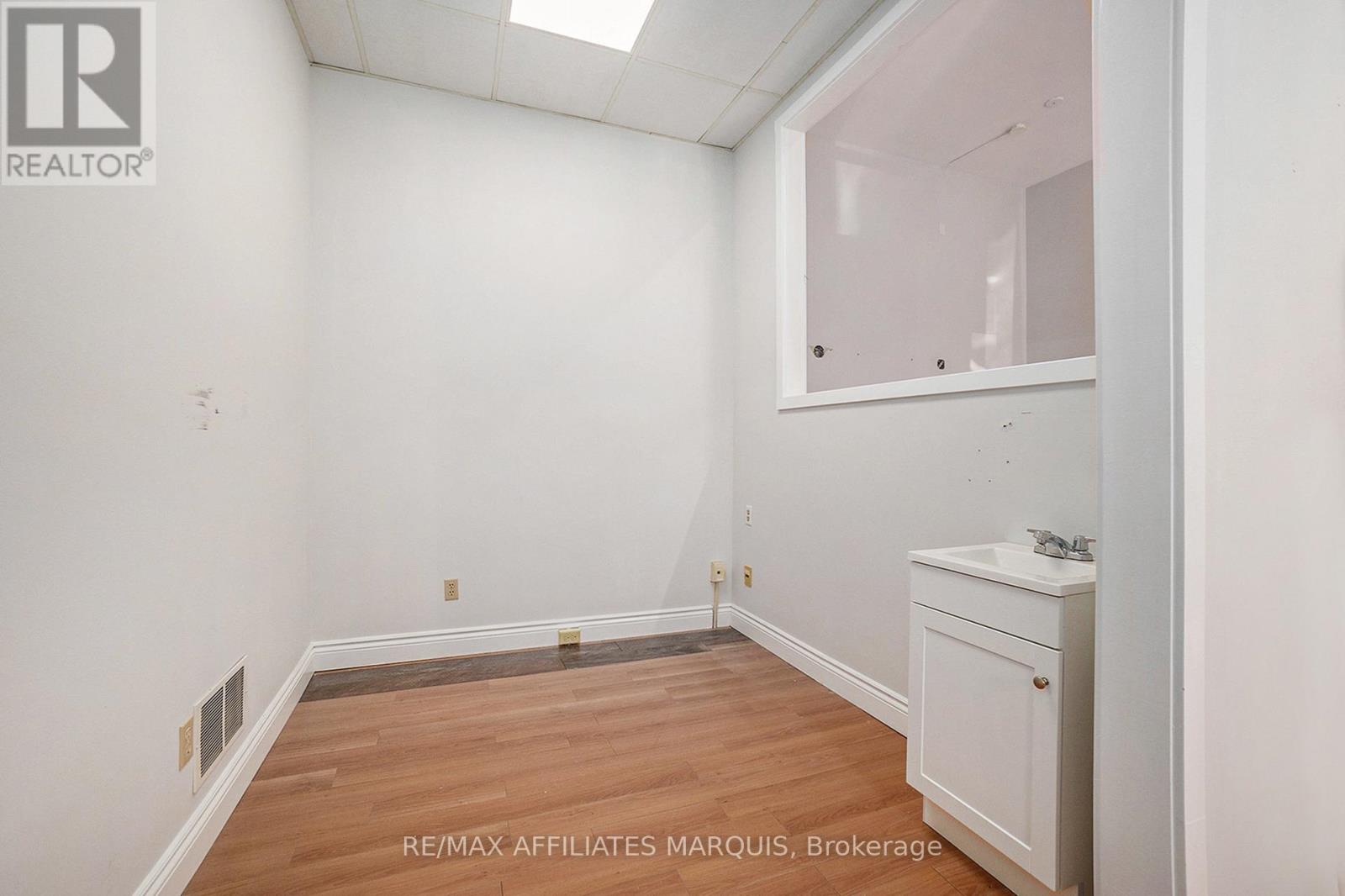 C - 23 Wilson Street, Perth, Ontario K7H 2M8 - Photo 4 - X12815526