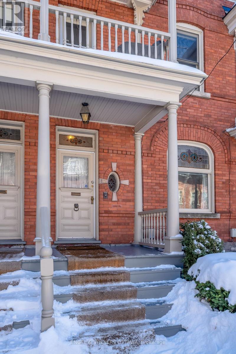 210 Daly Avenue, Ottawa, Ontario  K1N 6G2 - Photo 2 - X12815532