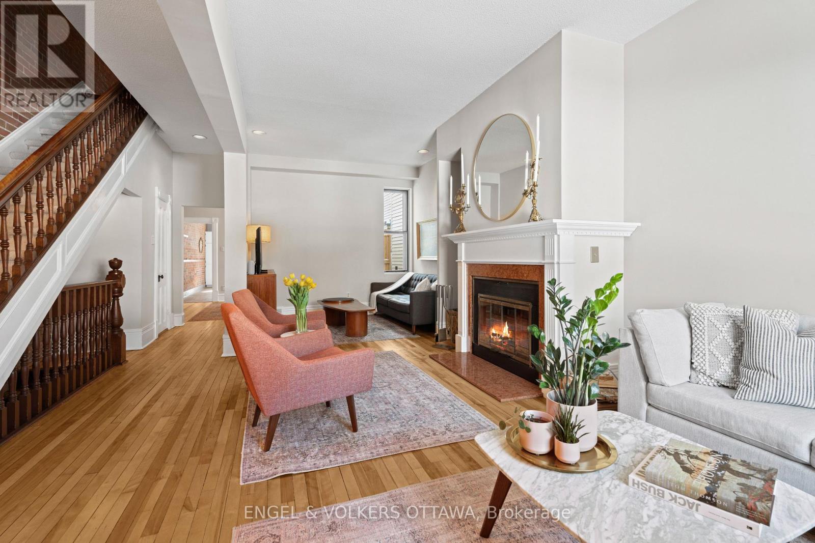 210 Daly Avenue, Ottawa, Ontario  K1N 6G2 - Photo 7 - X12815532