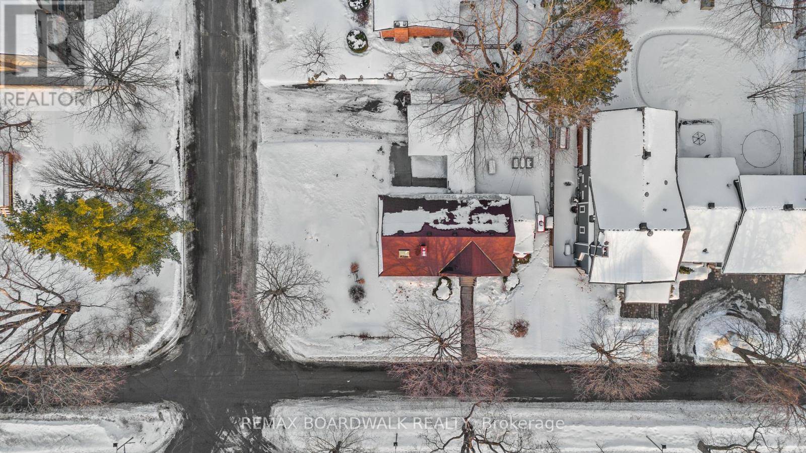 961 Kingsmere Avenue, Ottawa, Ontario  K2A 3K3 - Photo 41 - X12815582