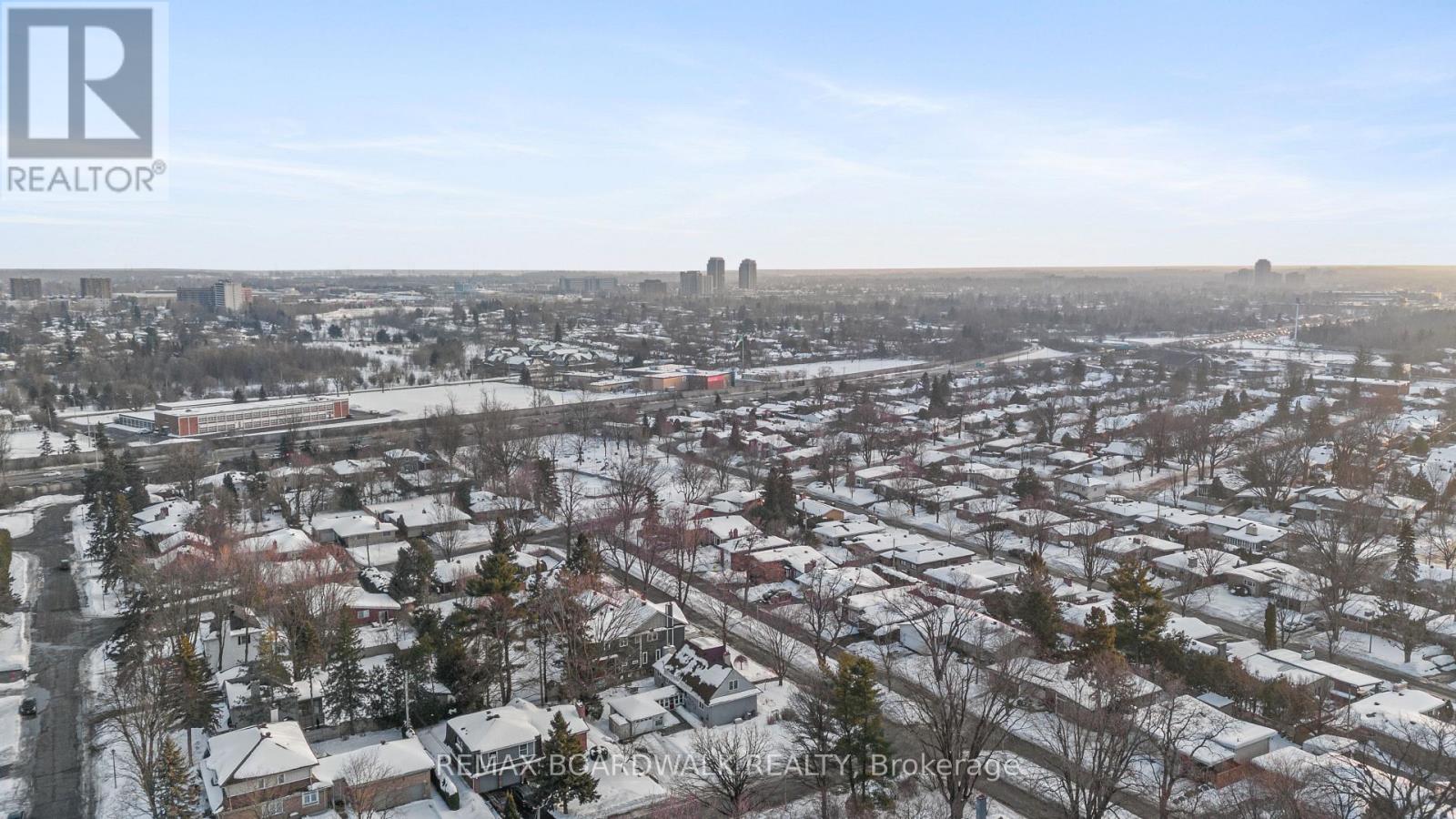 961 Kingsmere Avenue, Ottawa, Ontario  K2A 3K3 - Photo 46 - X12815582