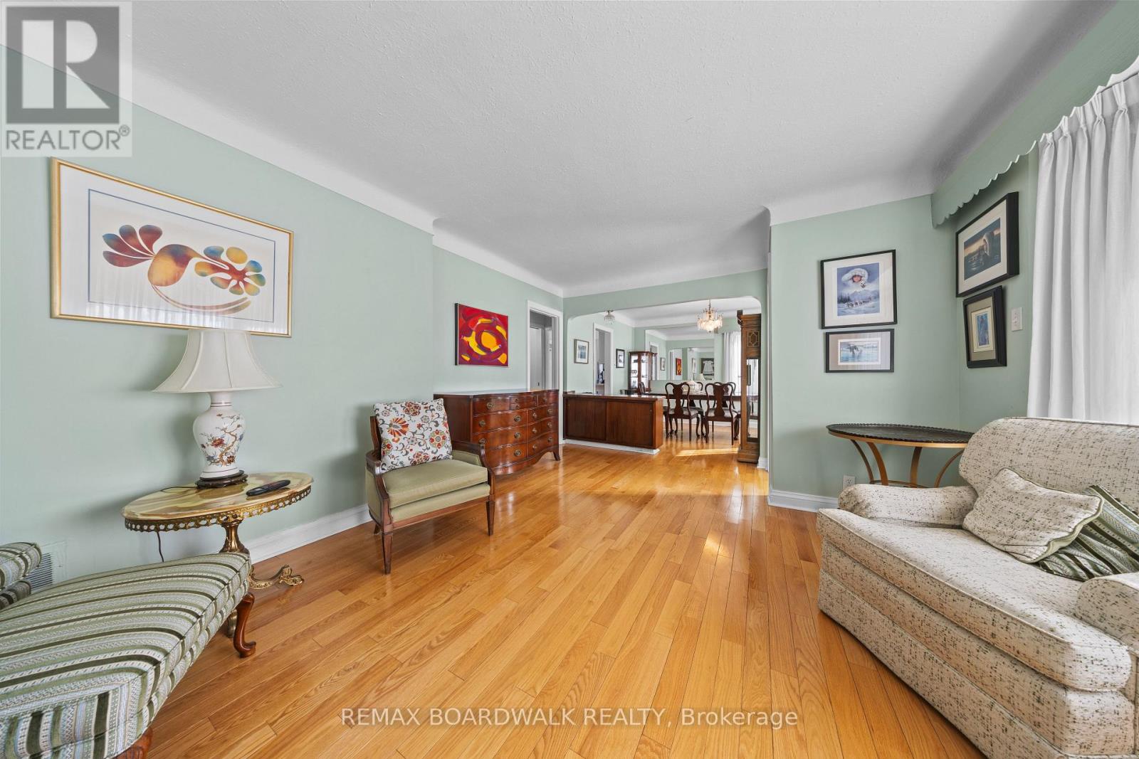 961 Kingsmere Avenue, Ottawa, Ontario  K2A 3K3 - Photo 6 - X12815582