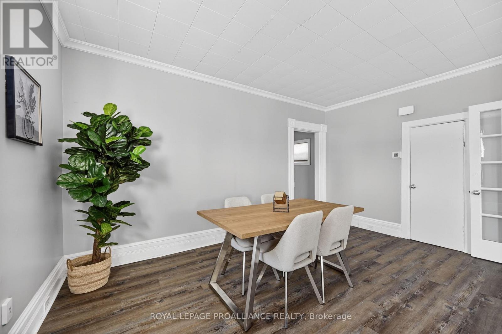 38 Bennett Street, Brockville, Ontario  K6V 2V8 - Photo 11 - X12574568