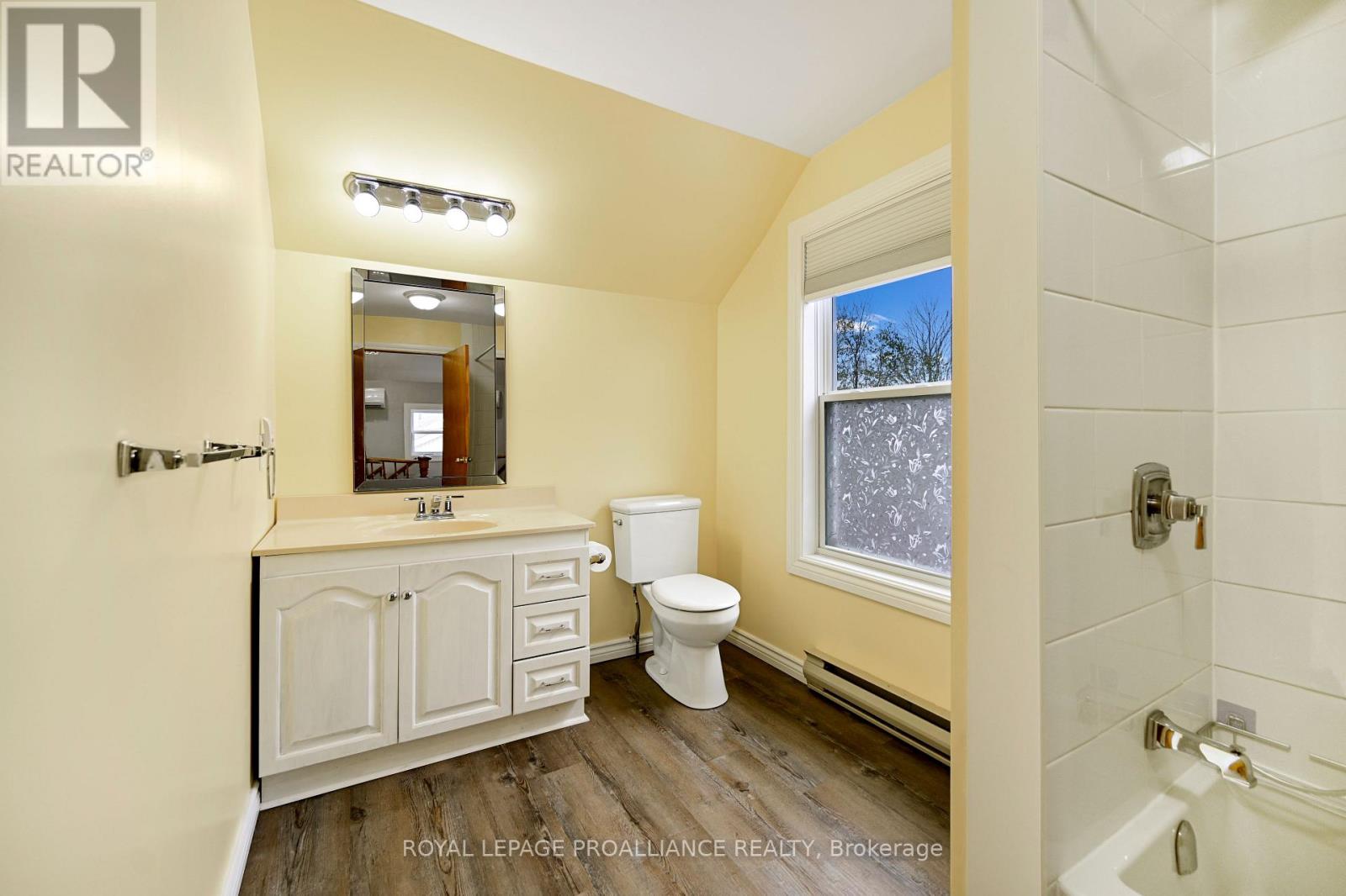 38 Bennett Street, Brockville, Ontario  K6V 2V8 - Photo 26 - X12574568