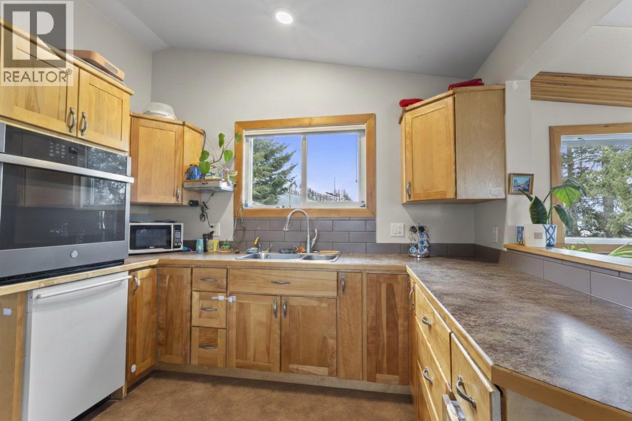 2012 Connel Road, Erickson, British Columbia V0B 1G1 - Photo 5 - 10375400