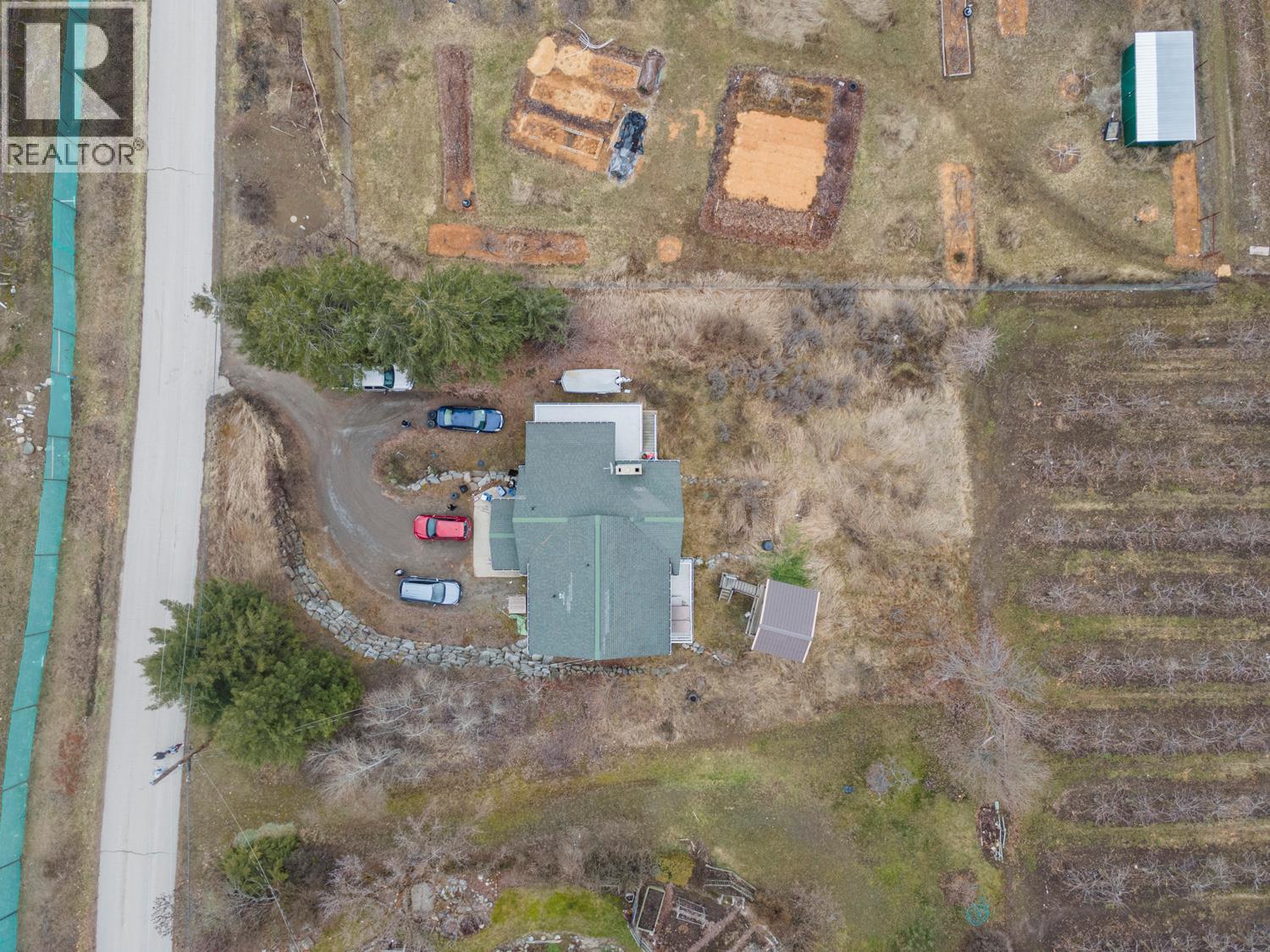 2012 Connel Road, Erickson, British Columbia V0B 1G1 - Photo 2 - 10375400