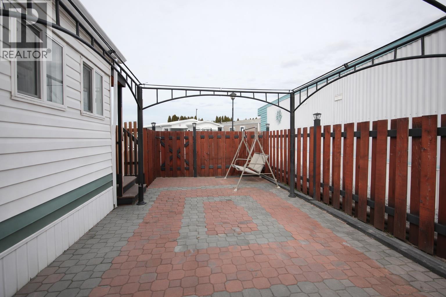 98 OKANAGAN Avenue E Unit# 23 Penticton Photo 11