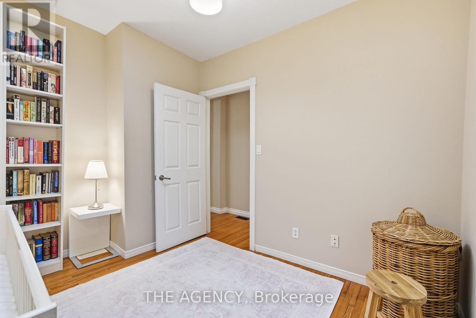 36 Mansfield Avenue, Toronto, Ontario  M6J 2B1 - Photo 21 - C12815424