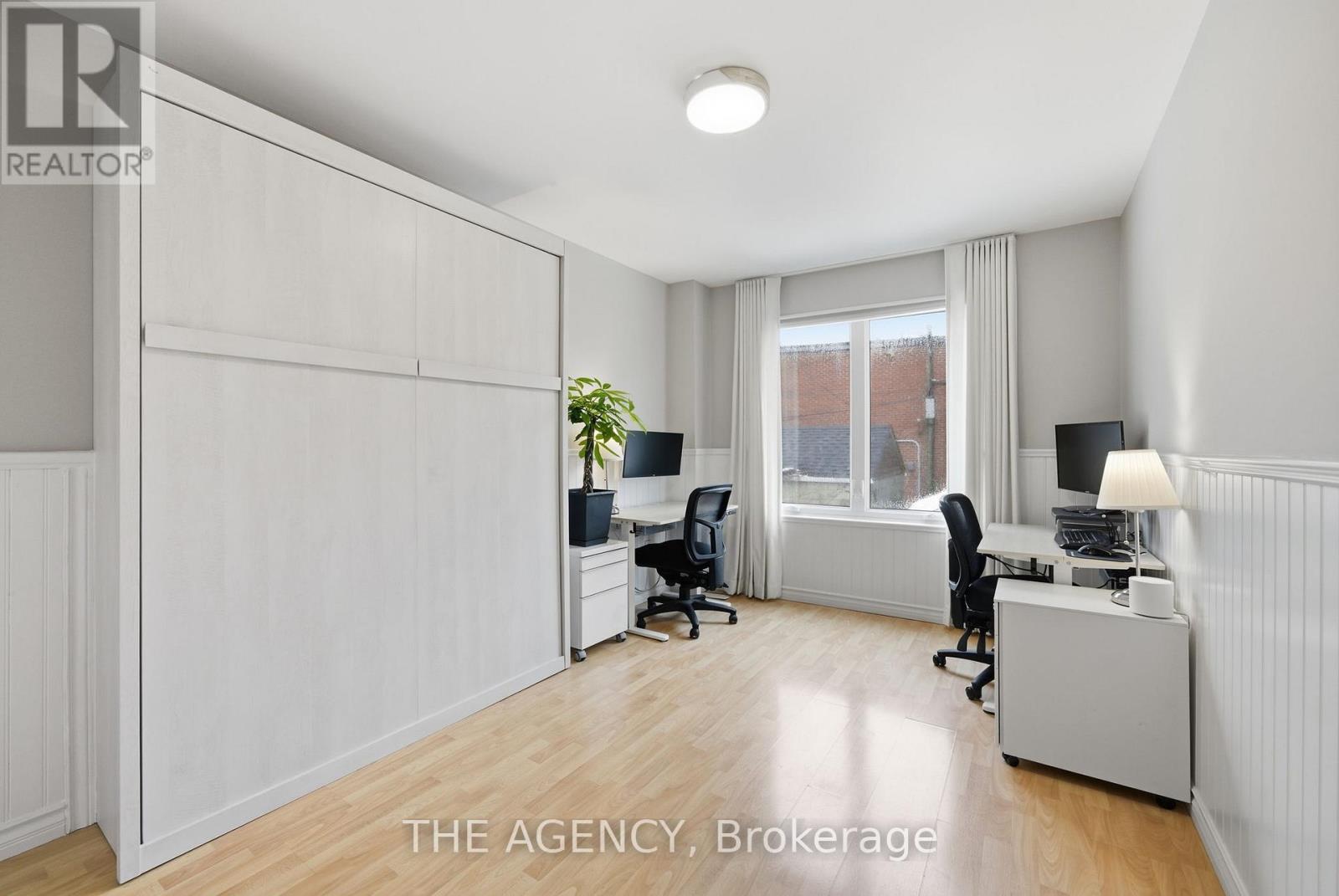 36 Mansfield Avenue, Toronto, Ontario  M6J 2B1 - Photo 24 - C12815424